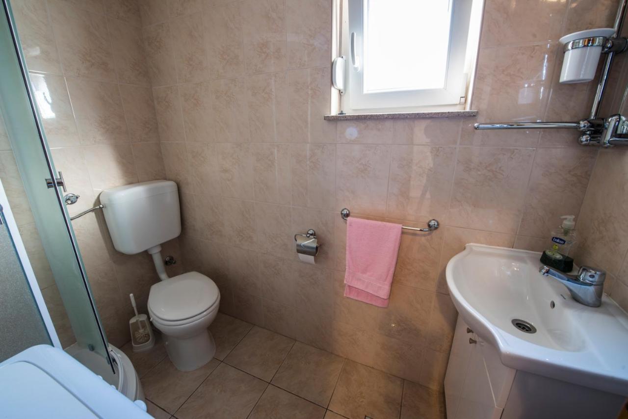פיסק Apartmani Ivan מראה חיצוני תמונה